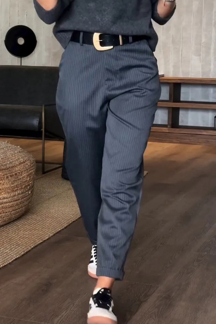 Solmira™ | Klasik Kesim Modern Pantolon